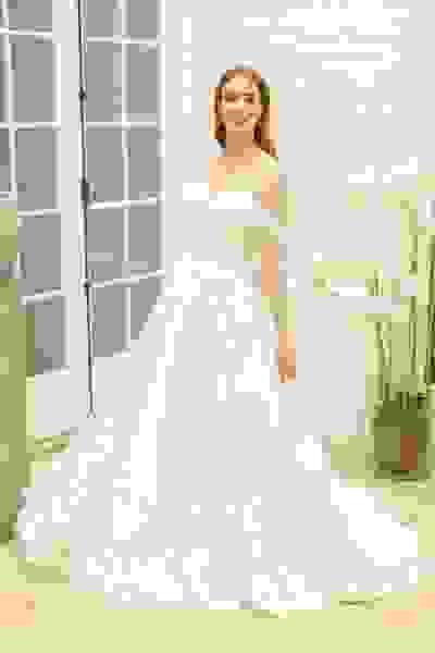 Elizabeth W444